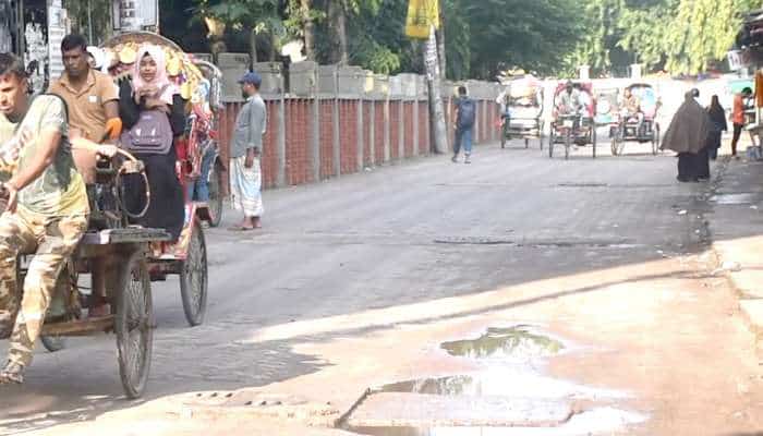 বছর না ঘুরতেই দেবে গেছে রাস্তা