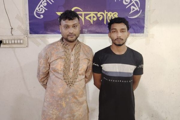 মানিকগঞ্জে ৮০ পিস ইয়াবাসহ দুই যুবক গ্রেপ্তার