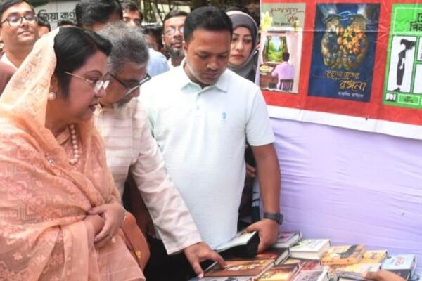 বই চিন্তার শক্তি দেয়, ভবিষ্যতের পথ দেখায়: খাদ্যমন্ত্রী