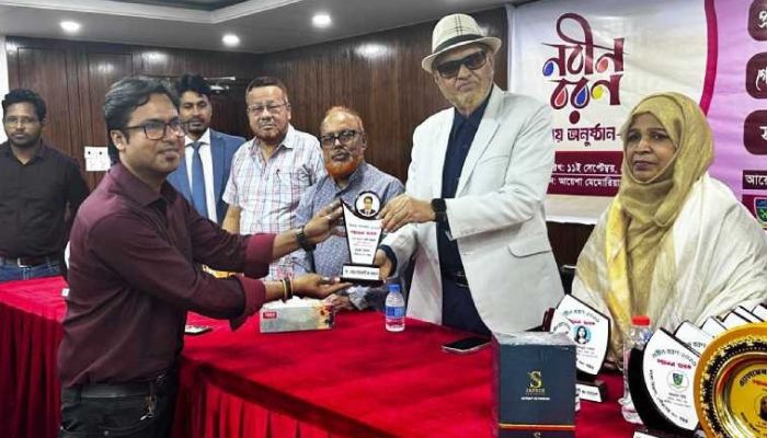 গান-কবিতা-নৃত্য-অভিনয়ে বর্ণিল বাংলা বিভাগের আয়োজন