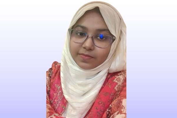 ভাইস চ্যান্সেলর অ্যাওয়ার্ড পাচ্ছেন মানিকগঞ্জের লাবনী
